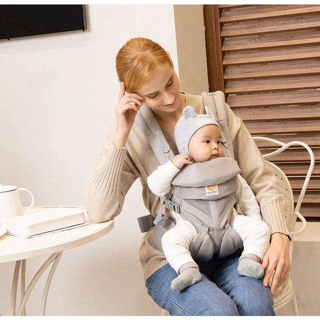 Hot mom Ly Kute đưa con trai đi check-in phố thường: Một món đồ lý tưởng giúp các mẹ đưa con nhỏ đi "đu A80" nhàn tênh - Ảnh 3. Hot mom Ly Kute đưa con trai đi check-in phố thường: Một món đồ lý tưởng giúp các mẹ đưa con nhỏ đi "đu A80" nhàn tênh - Ảnh 3.