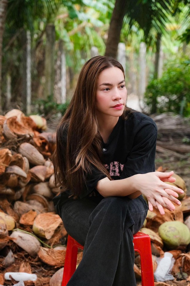 Viết vài câu về con cái, Hồ Ngọc Hà bị chê "thiếu thiện cảm": Soi lại cách dạy con mới thấy cô bị oan vô cùng - Ảnh 2. Viết vài câu về con cái, Hồ Ngọc Hà bị chê "thiếu thiện cảm": Soi lại cách dạy con mới thấy cô bị oan vô cùng - Ảnh 2.