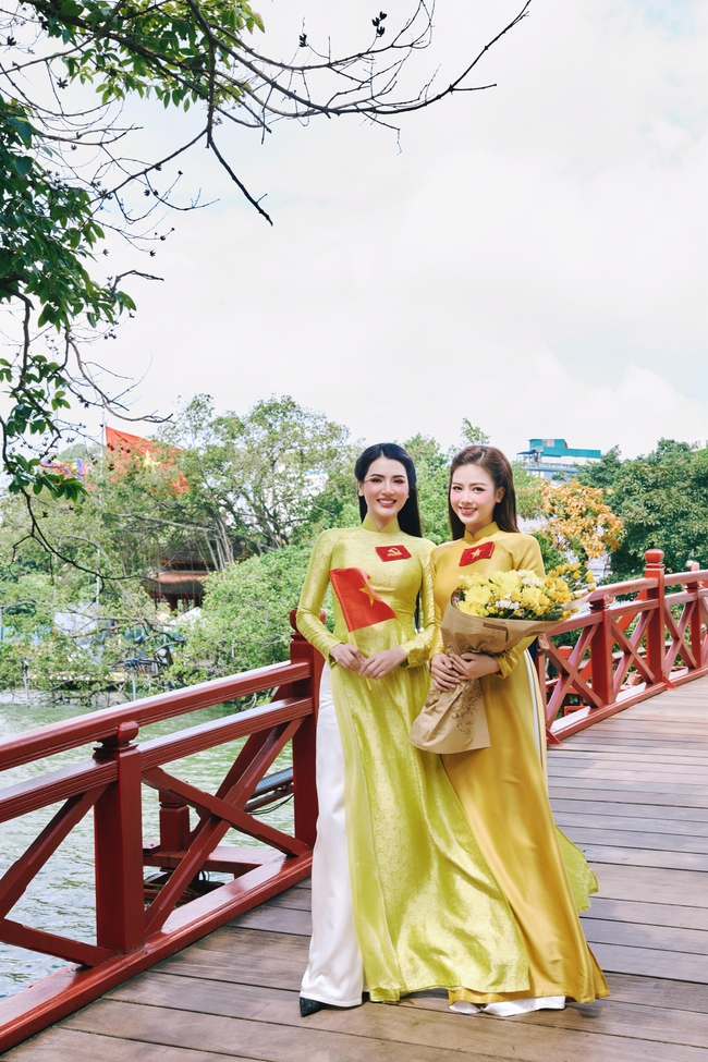 Thiếu tá Công an nhập vai ‘girl phố' Mai Ly lan tỏa lòng tự hào dân tộc qua tà áo dài truyền thống - Ảnh 10. Thiếu tá Công an nhập vai ‘girl phố' Mai Ly lan tỏa lòng tự hào dân tộc qua tà áo dài truyền thống - Ảnh 10.