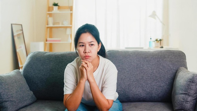 Con lớp 4 học xuất sắc, huy chương đầy nhà, bà mẹ TP.HCM vẫn khủng hoảng vì 1 lý do, nhiều người khuyên: Chị nên đưa con đi khám! - Ảnh 1.