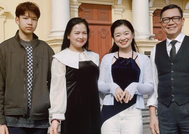 Hai nghệ sĩ Việt đều là đại tá quân đội có hai con cực phẩm: Đã đẹp trai xinh gái còn học hành đỉnh thế này! - Ảnh 1. Hai nghệ sĩ Việt đều là đại tá quân đội có hai con cực phẩm: Đã đẹp trai xinh gái còn học hành đỉnh thế này! - Ảnh 1.