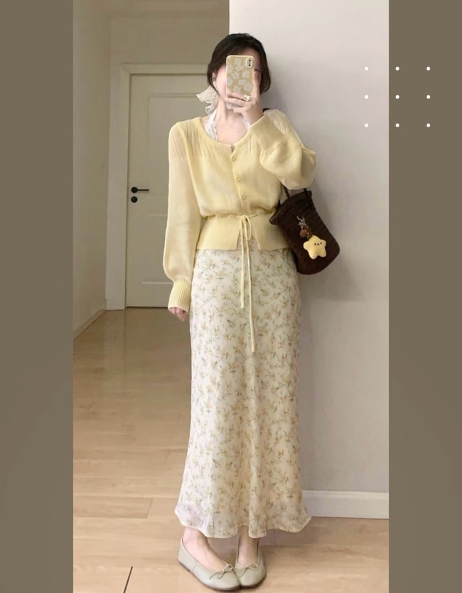 Tôi từng bị chê mặc váy hoa nhí trông sến, giờ thì ai cũng khen sang trọng - Ảnh 8. Tôi từng bị chê mặc váy hoa nhí trông sến, giờ thì ai cũng khen sang trọng - Ảnh 8.