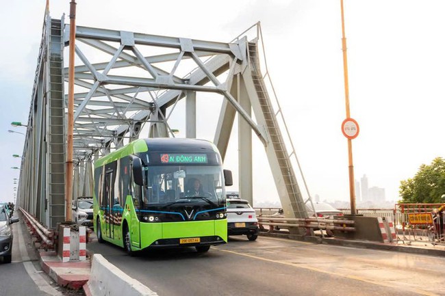 Các tuyến xe buýt đến Triển lãm "80 năm Hành trình Độc lập - Tự do - Hạnh phúc": Cập nhật ngay để tiết kiệm chi phí, tránh tắc đường - Ảnh 2. Các tuyến xe buýt đến Triển lãm "80 năm Hành trình Độc lập - Tự do - Hạnh phúc": Cập nhật ngay để tiết kiệm chi phí, tránh tắc đường - Ảnh 2.