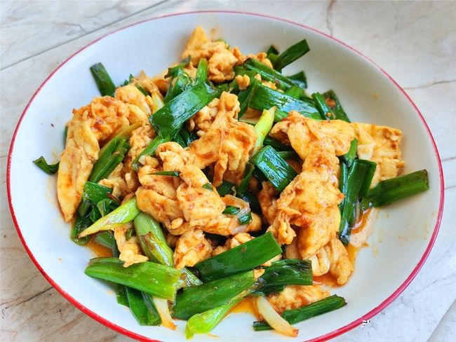 Chỉ 30 phút có ngay bữa tối 2 món 1 canh, ngon rẻ, chuẩn vị cơm nhà - Ảnh 2. Chỉ 30 phút có ngay bữa tối 2 món 1 canh, ngon rẻ, chuẩn vị cơm nhà - Ảnh 2.