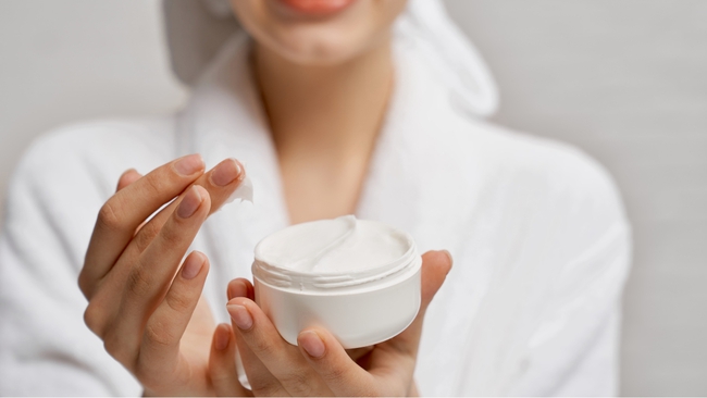 14 thói quen già nhanh, phụ nữ sau tuổi 40 bị đứt gãy collagen đáng kể mỗi ngày, nội tiết cũng kém đi - Ảnh 2. 14 thói quen già nhanh, phụ nữ sau tuổi 40 bị đứt gãy collagen đáng kể mỗi ngày, nội tiết cũng kém đi - Ảnh 2.