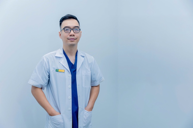 Cụ ông 77 tuổi qua đời sau khi cấy 6 implant và nhổ 12 răng: Có phải càng nhiều tuổi càng không nên nhổ răng, cấy implant? - Ảnh 3.