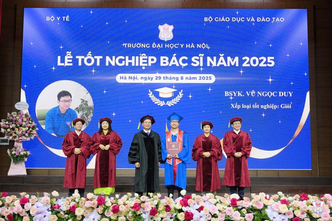 "Của hiếm" ở Trường ĐH Y Hà Nội - Ảnh 1. "Của hiếm" ở Trường ĐH Y Hà Nội - Ảnh 1.