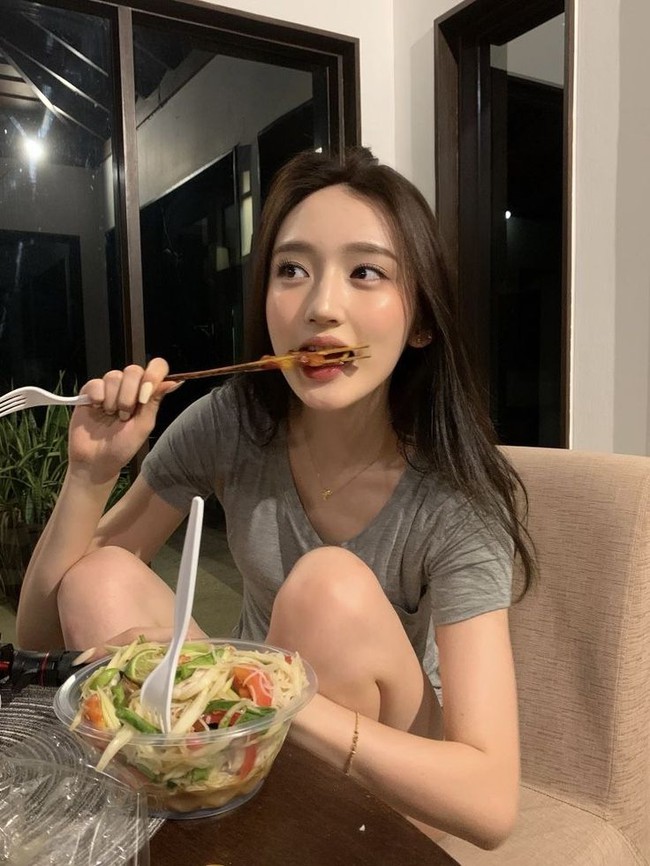 Chế độ ăn - ngủ - nghỉ hậu phẫu thẩm mỹ: Bí quyết hồi phục nhanh và giữ nét tự nhiên - Ảnh 2.