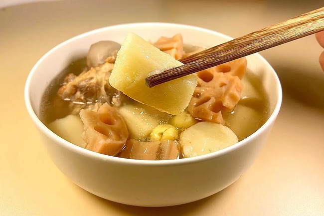 5 món canh dưỡng sinh mùa thu: Thanh phổi, bổ khí, an thần ai cũng nên nấu cho cả nhà - Ảnh 2.