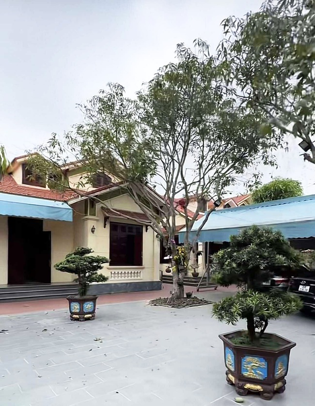 4 anh em trai xây biệt thự giống nhau, sống chung trên cùng 1 mảnh đất ở Ninh Bình: Bí quyết giữ hòa khí - Ảnh 1.