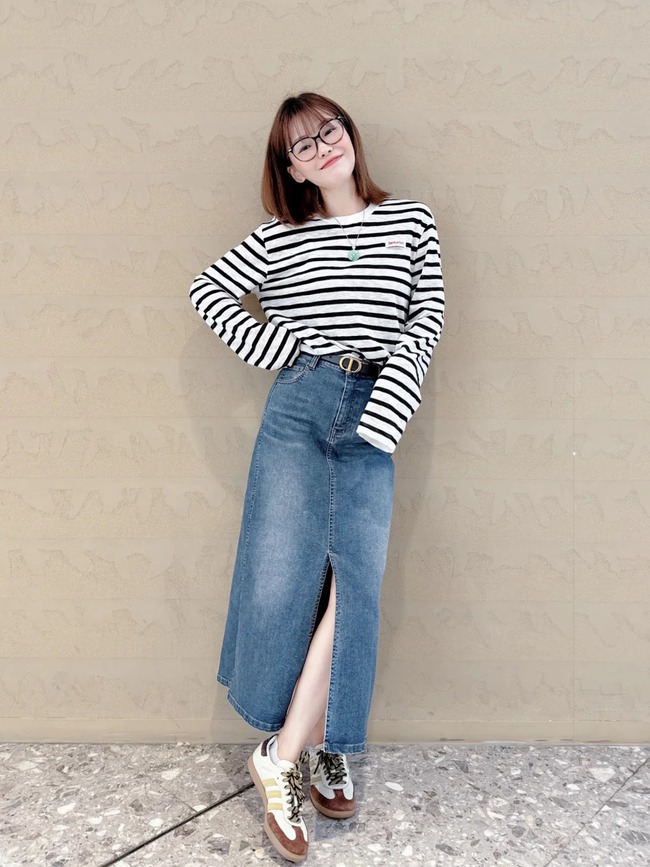 Không phải blazer hay váy hoa, “áo kẻ sọc” mới là item đáng sắm nhất mùa thu - Ảnh 5.
