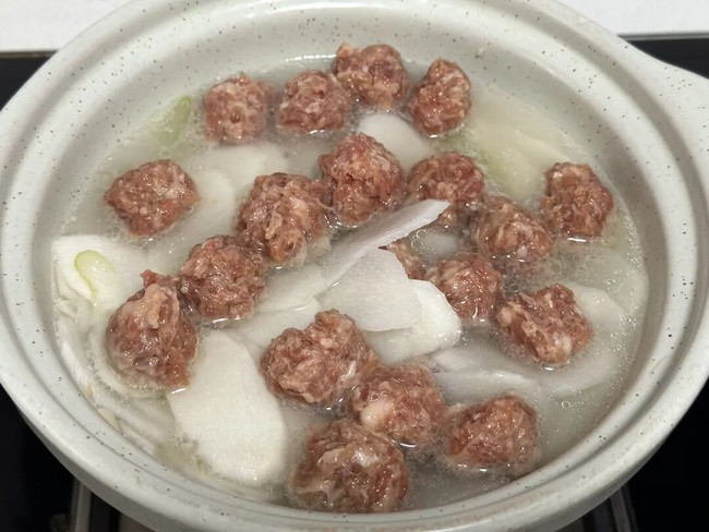 Canh củ mài thịt viên: Món ấm bụng cho mùa thu, nhẹ mà bổ, trẻ con cũng mê - Ảnh 4.