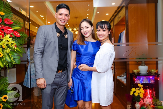 Vắng bà xã, Bình Minh thân thiết bên tình cũ Lan Phương - Ảnh 4. Vắng bà xã, Bình Minh thân thiết bên tình cũ Lan Phương - Ảnh 4.
