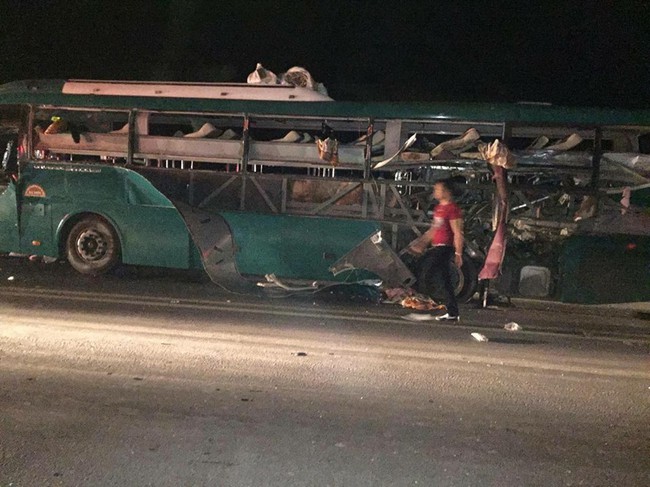 Vụ nổ xe khách ở Bắc Ninh: 2 nạn nhân tử vong chưa có người nhà đến xác nhận - Ảnh 3.