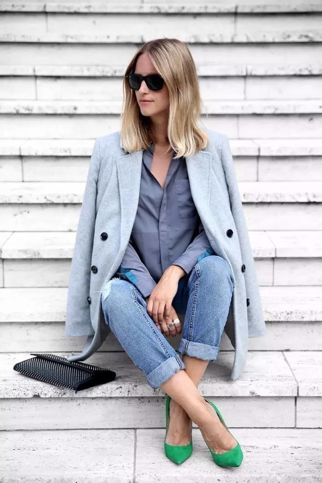 Đổi gió cho trang phục công sở hàng ngày với cặp đôi trời sinh: Quần jeans và áo blazers - Ảnh 13.