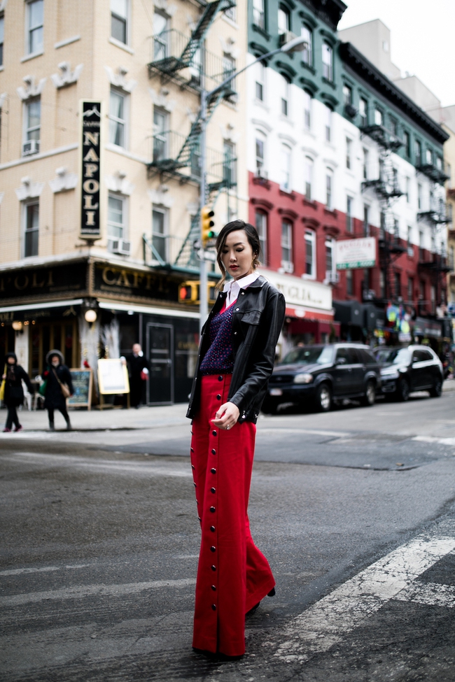 Quý cô châu Á khoe street style duyên dáng khó rời mắt với loạt váy áo điệu đà tuần qua - Ảnh 1.