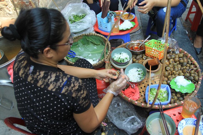 10 quán bún riêu, bún ốc nghe đã thấy ngon sau những ngày ngất ngây vì ăn Tết - Ảnh 15.