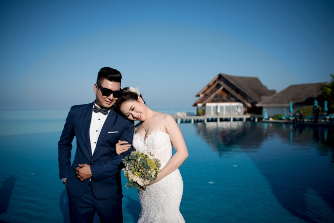 Hậu đám cưới 6 tỷ, nữ đại gia Bình Phước tiếp tục gây sốt với bộ ảnh cưới đẹp nao lòng tại Maldives - Ảnh 4.