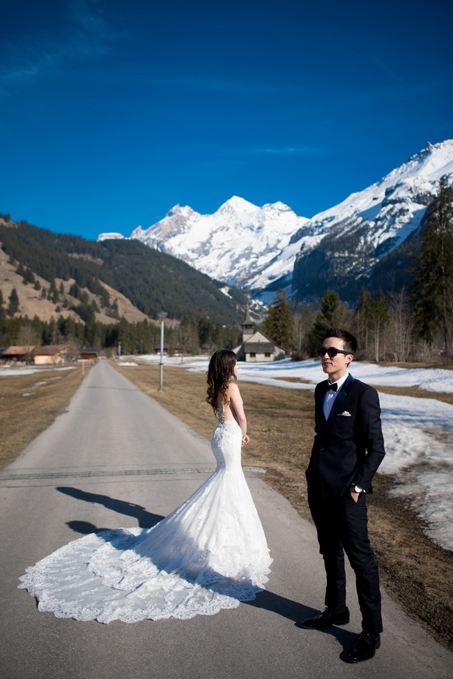 Ảnh cưới đẹp nao lòng tại hồ xanh, núi trắng Thụy Sĩ của cặp đôi Việt kiều tưởng không yêu mà cuối cùng lại yêu - Ảnh 13.