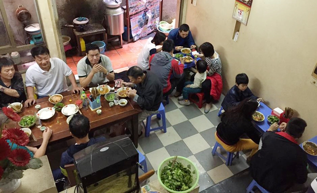 Tổ hợp những quán ăn lúc nào cũng tấp nập khách ở khu Trường Chinh, Đại La - Ảnh 10.