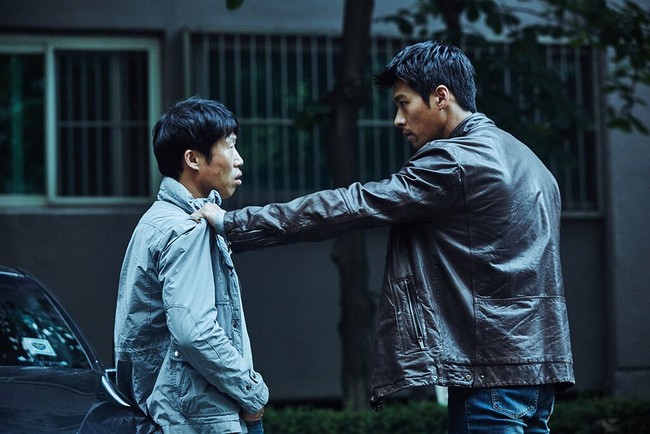 Vừa cười vừa hồi hộp thót tim với trailer phim mới của Hyun Bin - Ảnh 8.