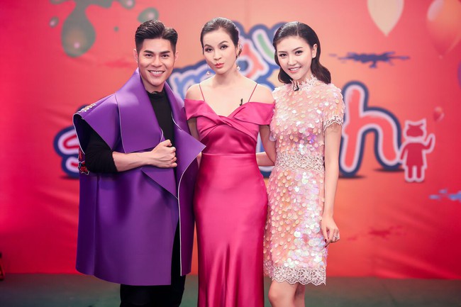Hoa hậu Ngọc Duyên đẹp hút mắt với váy vảy cá lấp lánh - Ảnh 3.