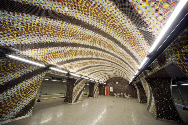Những ga tàu điện ngầm có thiết kế độc đáo nhất trên thế giới - Ảnh 24.