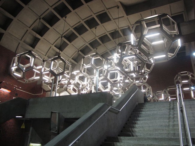 Những ga tàu điện ngầm có thiết kế độc đáo nhất trên thế giới - Ảnh 28.