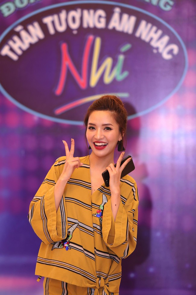 Bích Phương, Văn Mai Hương, Issac chính thức chấm thi Vietnam Idol Kids - Ảnh 1.