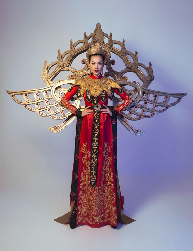 Cuối cùng, Lệ Hằng đã chọn trang phục dân tộc ở Hoa hậu Hoàn vũ đúng như lời đồn - Ảnh 11.