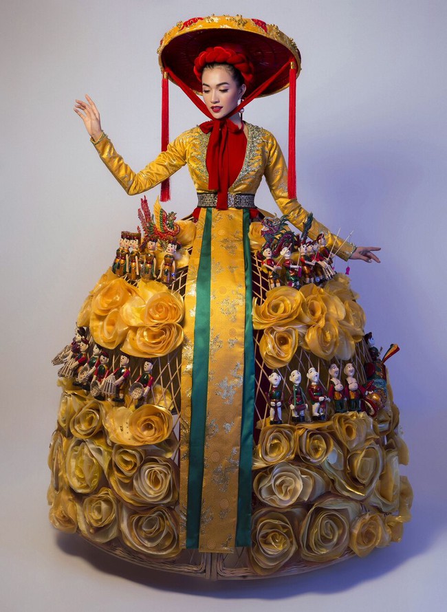 Cuối cùng, Lệ Hằng đã chọn trang phục dân tộc ở Hoa hậu Hoàn vũ đúng như lời đồn - Ảnh 9.