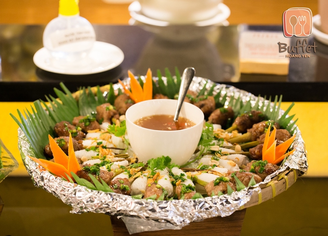 Trọn vị ẩm thực miền Trung giữa S&agrave;i G&ograve;n s&ocirc;i động - Ảnh 8.