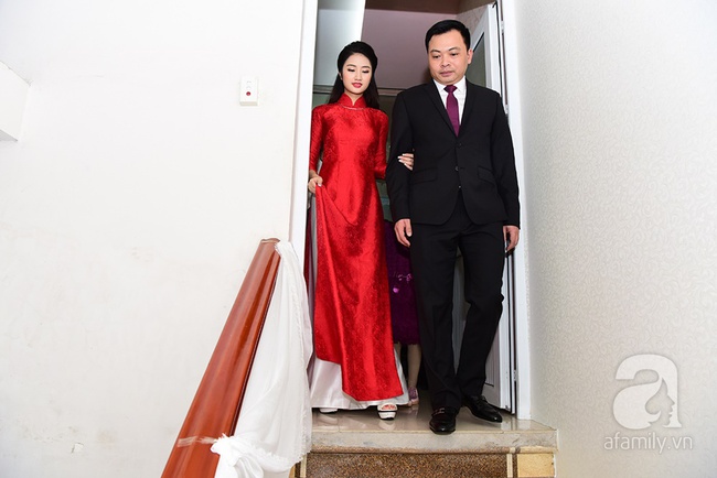 Chú rể đại gia xuất hiện trong lễ ăn hỏi Hoa hậu Thu Ngân với dàn siêu xe hoành tráng - Ảnh 6.