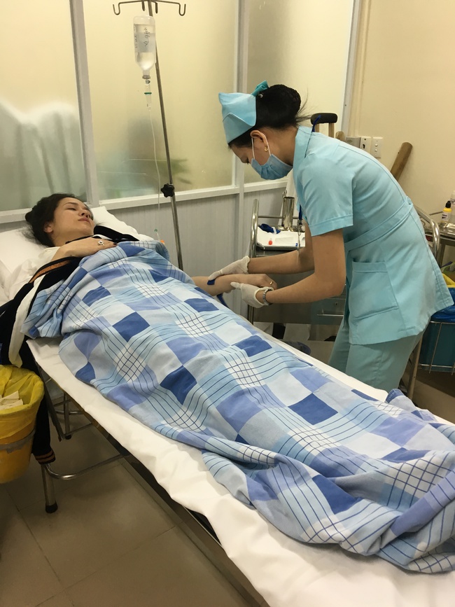 Nhật Kim Anh nhập viện cấp cứu vì sốt và co giật - Ảnh 7.