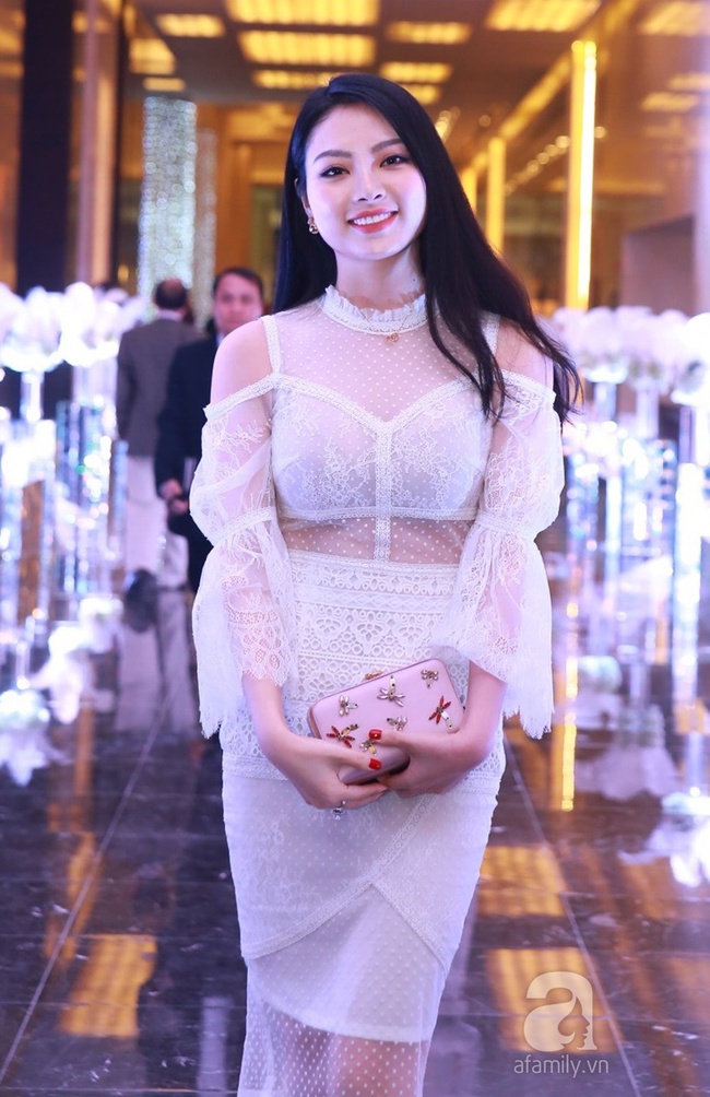 Choáng ngợp trước tiệc cưới 1000 khách mời của Hoa hậu Thu Ngân - Ảnh 10.