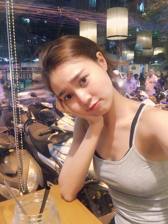Soi nhất cử nhất động của sao Việt (25/4) - Ảnh 5.
