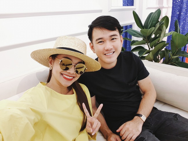Soi nhất cử nhất động của sao Việt (27/4) - Ảnh 11.