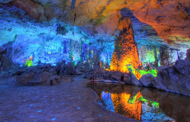 16 hang động sở hữu vẻ đẹp hùng vĩ và lộng lẫy đến khó tin của thế giới - Ảnh 15.