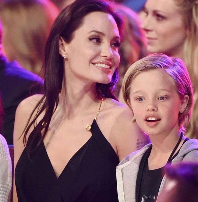 Hành trình trưởng thành của Shiloh, cô con gái ruột tomboy của Jolie – Pitt - Ảnh 6.
