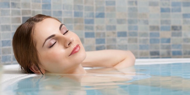 Sử dụng loại nước tắm này sẽ giúp thải độc cơ thể, cải thiện cơ bắp, thần kinh, giảm viêm và tăng cường lưu thông - Ảnh 2.