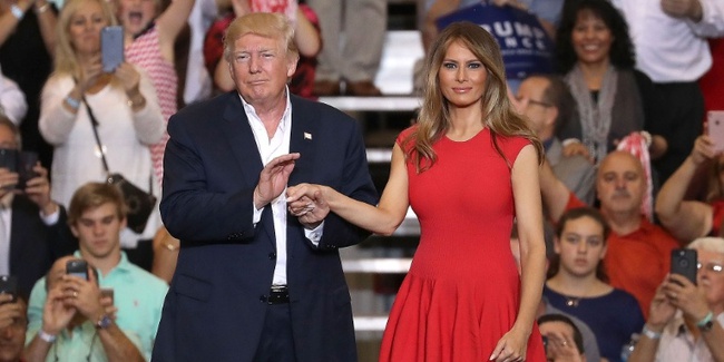 Lộ thông tin gây sốc: Đệ nhất phu nhân Melania Trump không ngủ chung giường với chồng - Ảnh 4.