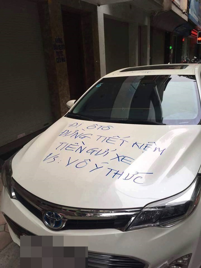  Đầu năm, chủ xe ô tô nhận được lời nhắn đầy xấu hổ - Ảnh 1.