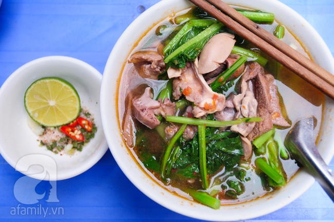 7 món ăn làm nên tên tuổi cho cụm ẩm thực Cát Linh - Trịnh Hoài Đức - Ảnh 5.
