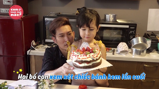 Huy Khánh bí mật cùng con gái làm bánh sinh nhật tặng vợ - Ảnh 4.