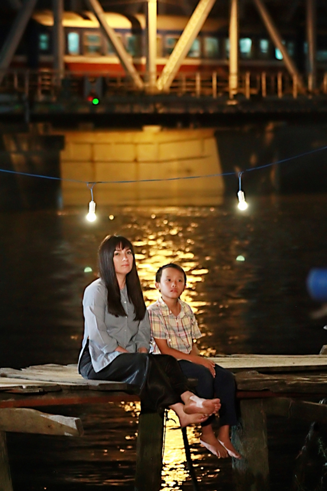 Phi Nhung và con nuôi Hồ Văn Cường kể câu chuyện xa quê đẫm nước mắt - Ảnh 1.