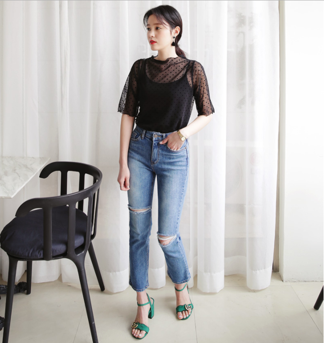 Diện quần dài vào mủa nắng nóng sẽ không còn là nỗi ám ảnh nhờ những mẫu quần jeans, quần vải này - Ảnh 17.