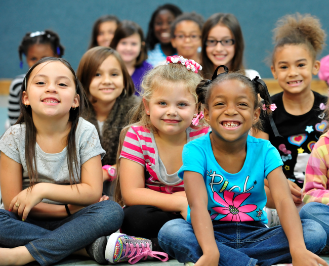 Vì sao trẻ em Mỹ thường hạnh phúc và năng động hơn trẻ em ở các nước khác? - Ảnh 3.