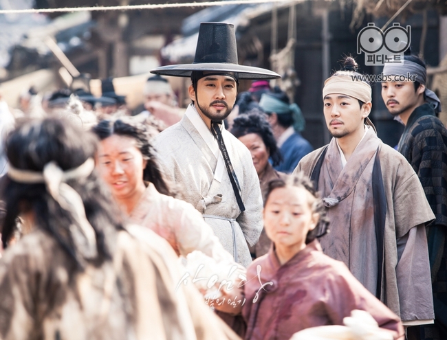Lần đầu tiên trong lịch sử: Phim của Lee Young Ae bị cắt bớt tập sau khi nhận chỉ trích quá chậm - Ảnh 5.