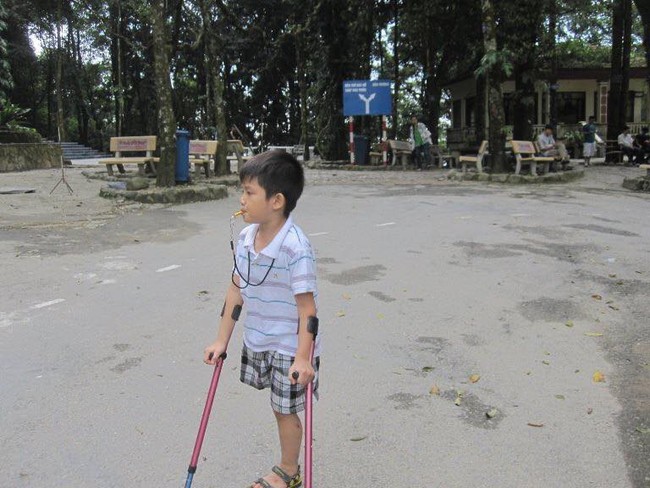Chuyện dí dỏm ít biết và hình ảnh đời thường hiếm hoi của chú lính chì Thiện Nhân, nay đã khôi ngô chững chạc như thanh niên - Ảnh 1. Chuyện dí dỏm ít biết và hình ảnh đời thường hiếm hoi của chú lính chì Thiện Nhân, nay đã khôi ngô chững chạc như thanh niên - Ảnh 1.