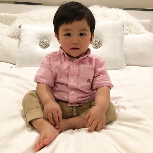 Cuộc sống trong biệt thự triệu đô của con trai Đan Trường: Vú em phải biết 3 thứ tiếng - Ảnh 18. Cuộc sống trong biệt thự triệu đô của con trai Đan Trường: Vú em phải biết 3 thứ tiếng - Ảnh 18.